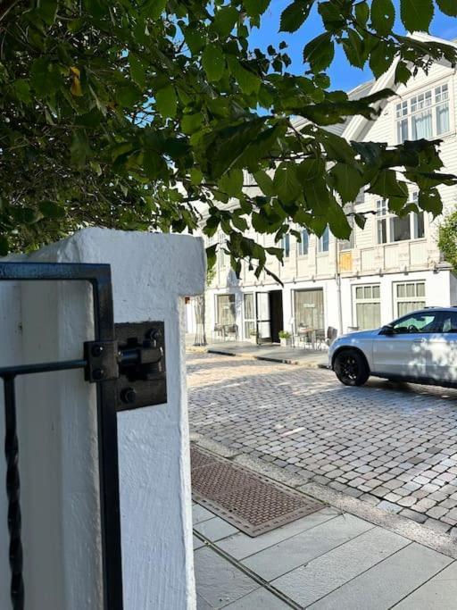 Ny Urban Leilighet Med Super Utsikt Haugesund Bagian luar foto