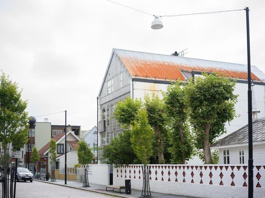 Ny Urban Leilighet Med Super Utsikt Haugesund Bagian luar foto