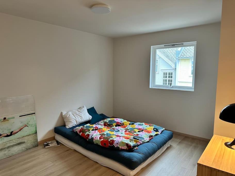 Ny Urban Leilighet Med Super Utsikt Haugesund Bagian luar foto